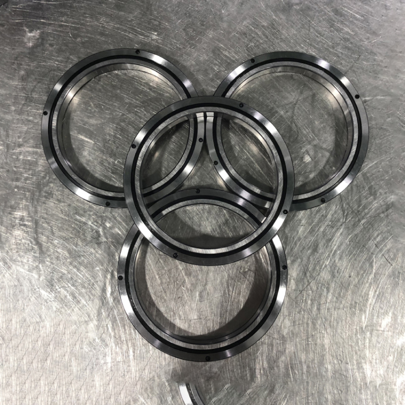 精密交叉滾子軸承噪音的產(chǎn)生原因是什么？有什么控制措施嗎？