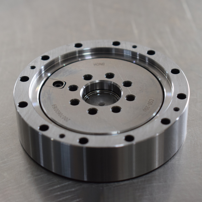 諧波減速機軸承端蓋漏油原因及處理方法